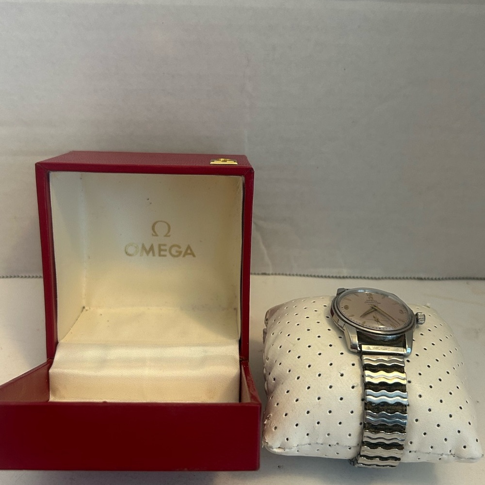 Omega Seamaster Vintage Automatic Swiss Mens Watch w Box - Picture 3 of 11